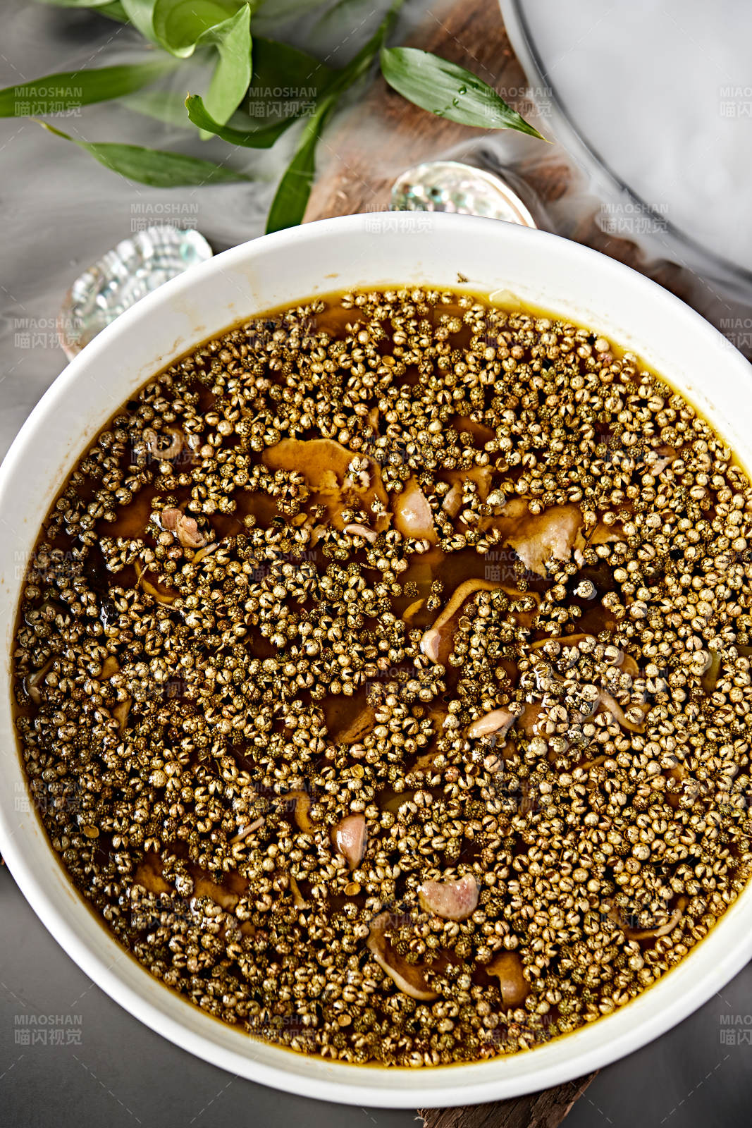 川香味麻椒水煮牛舌