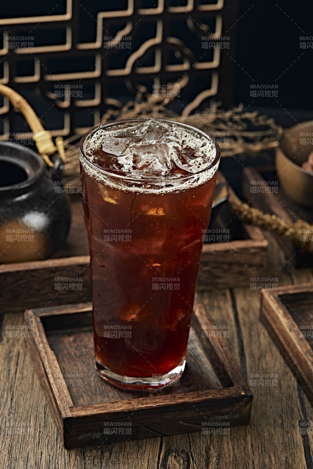 解暑飲料冰紅茶檸檬冰紅茶