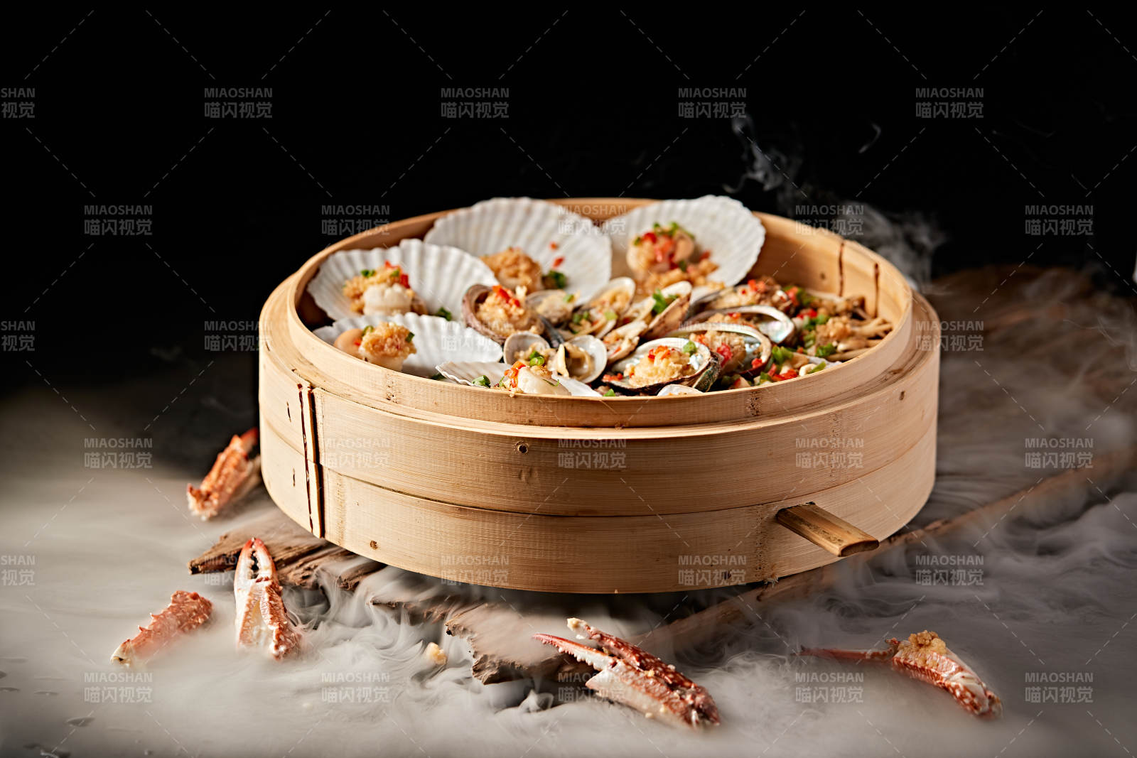 笼屉香蒸蒜蓉香辣海鲜大咖