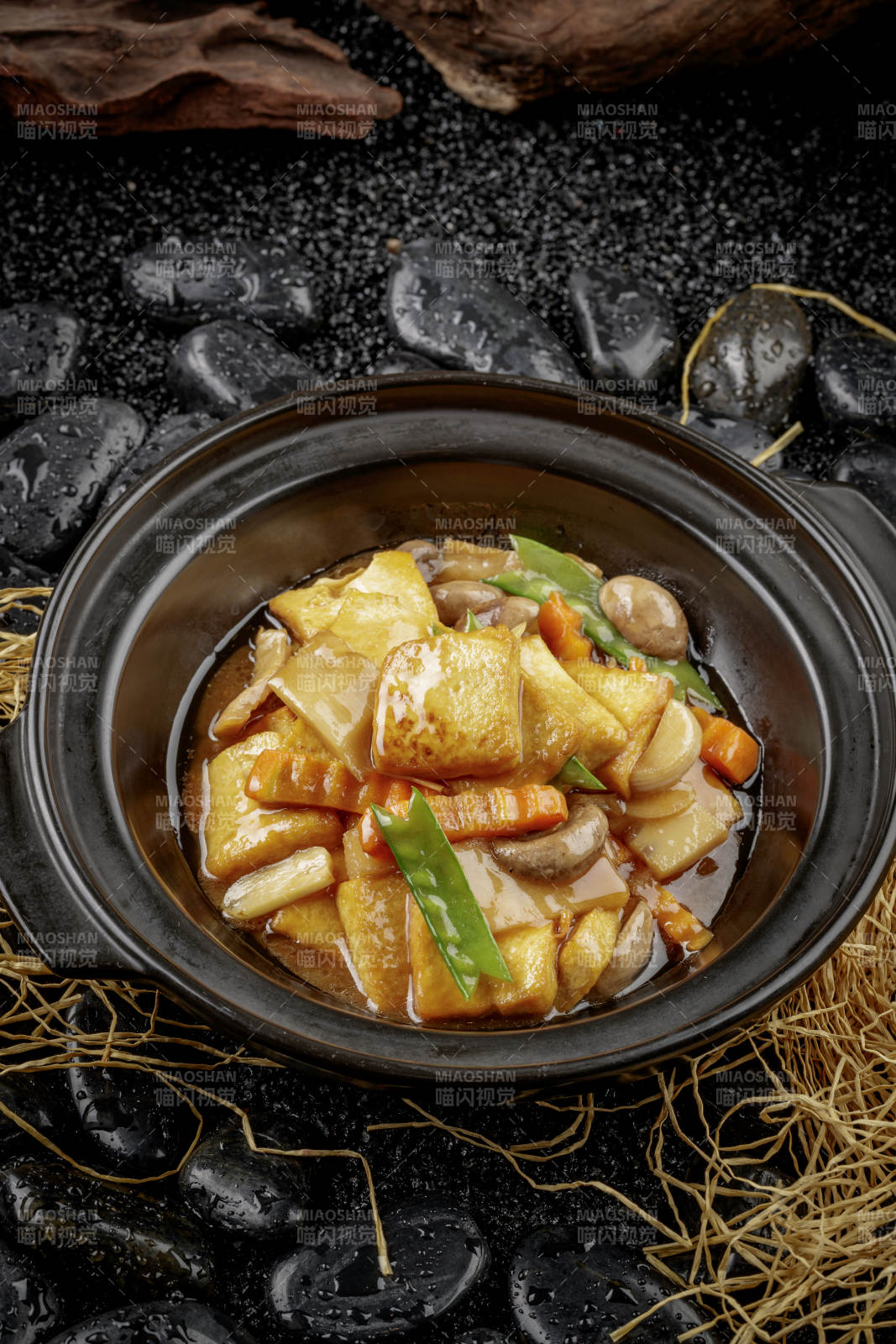 素烧黄山豆腐煲