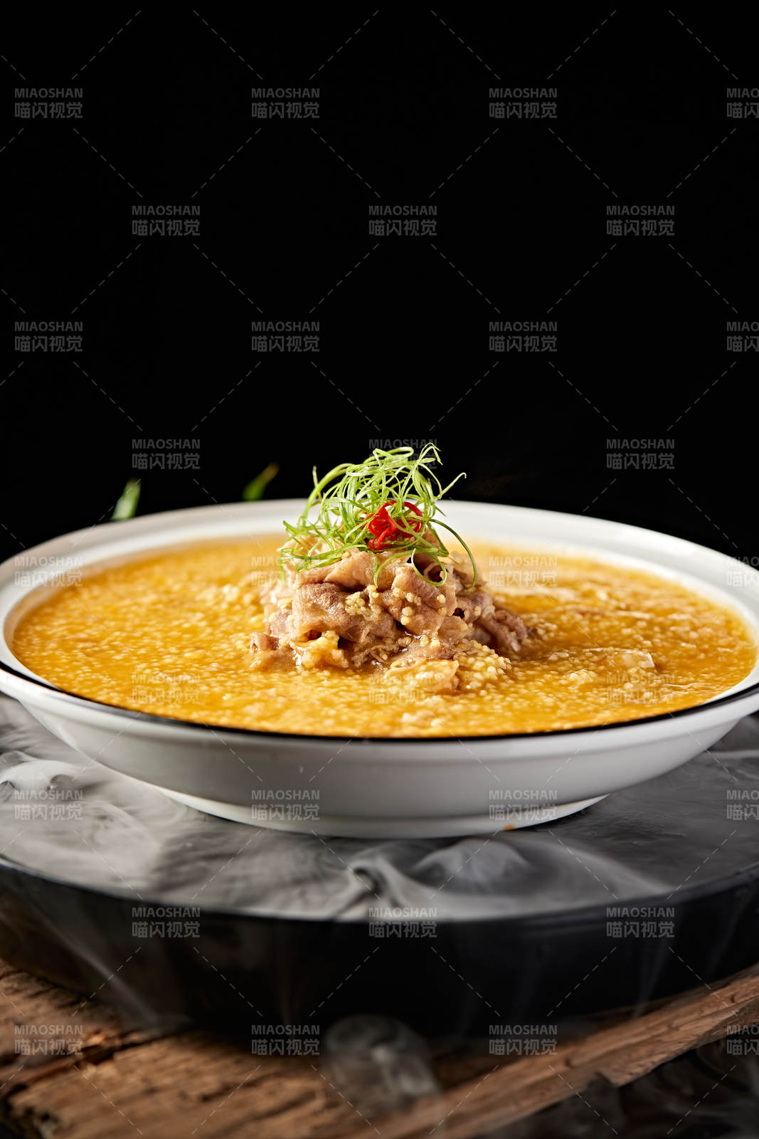 肥牛鮑魚粒滋補金米粥