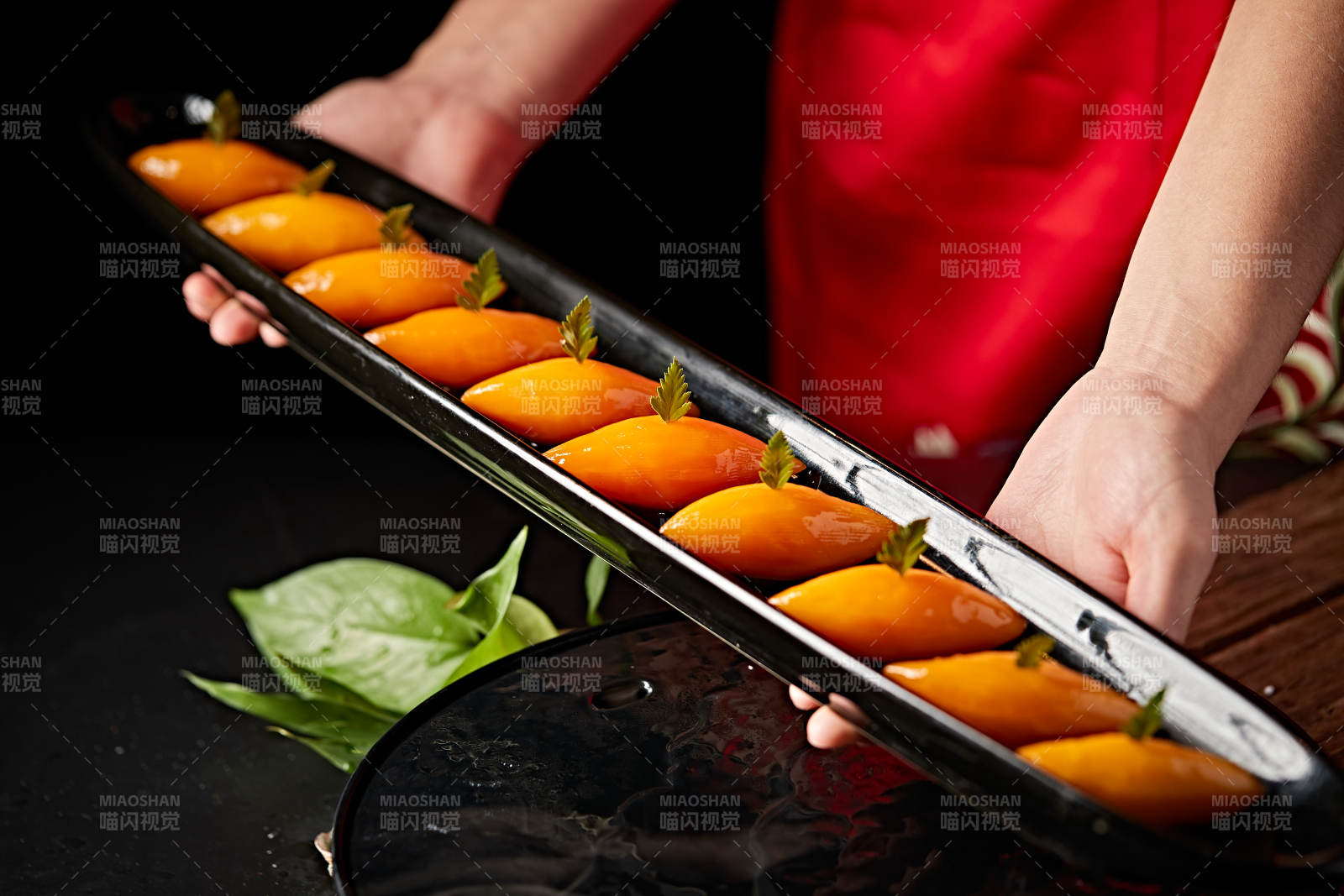 芒果造型浇汁蜂蜜醸红薯