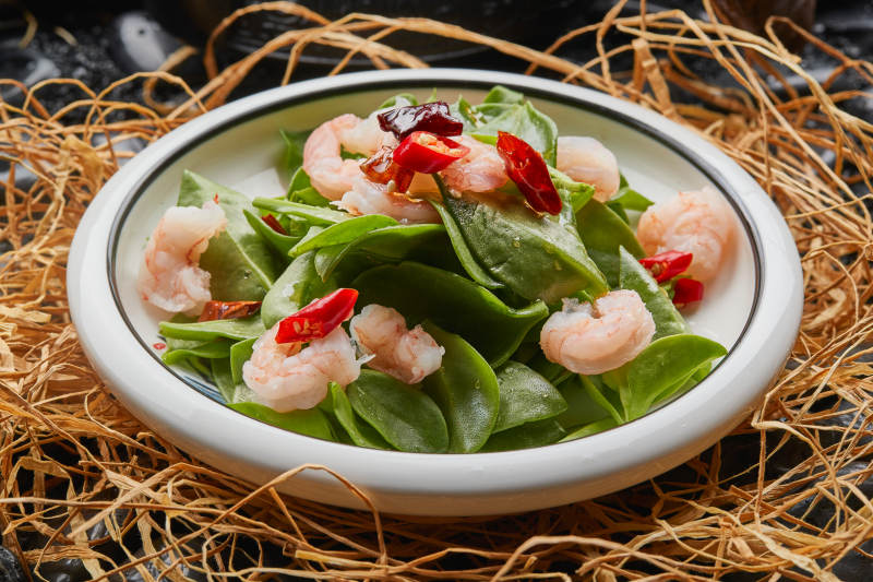 炝拌虾仁穿心莲