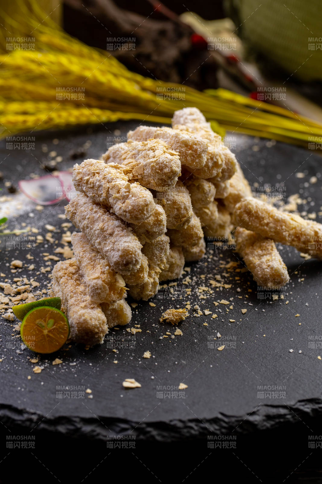 蜜汁麻仁糖粉紅薯