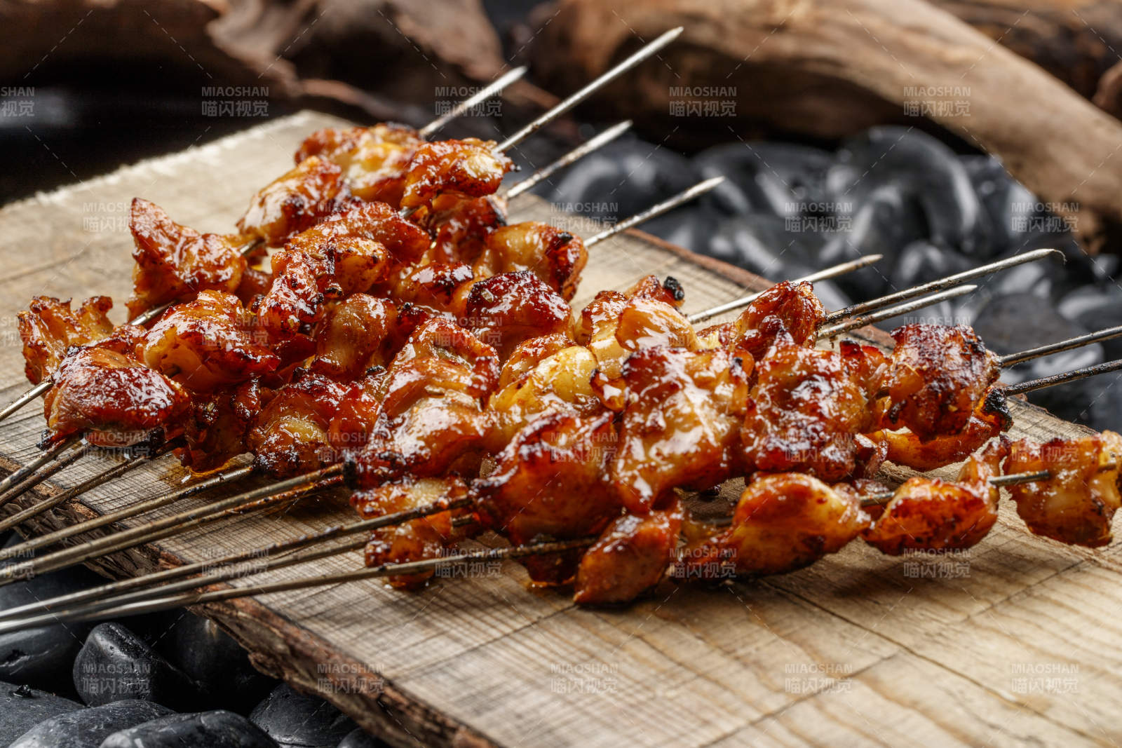 錦州燒烤傳統(tǒng)烤雞脆骨掌中寶