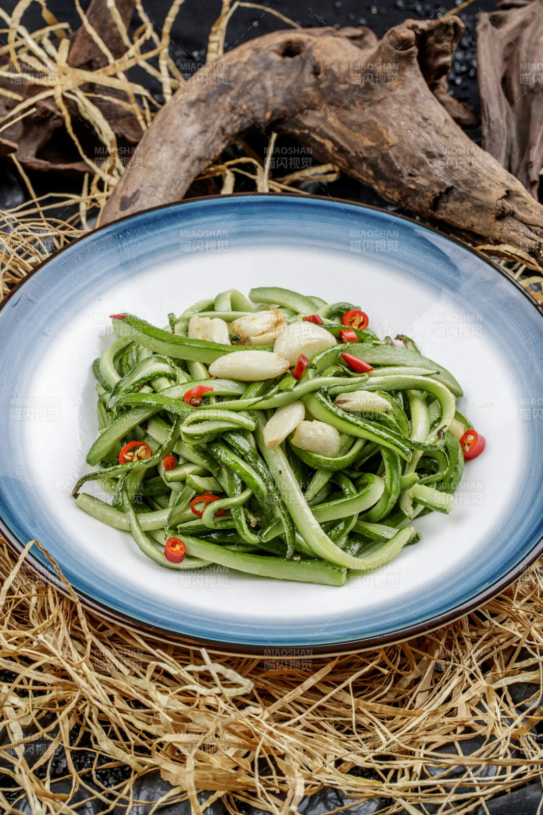 米椒蒜子炒瓜条