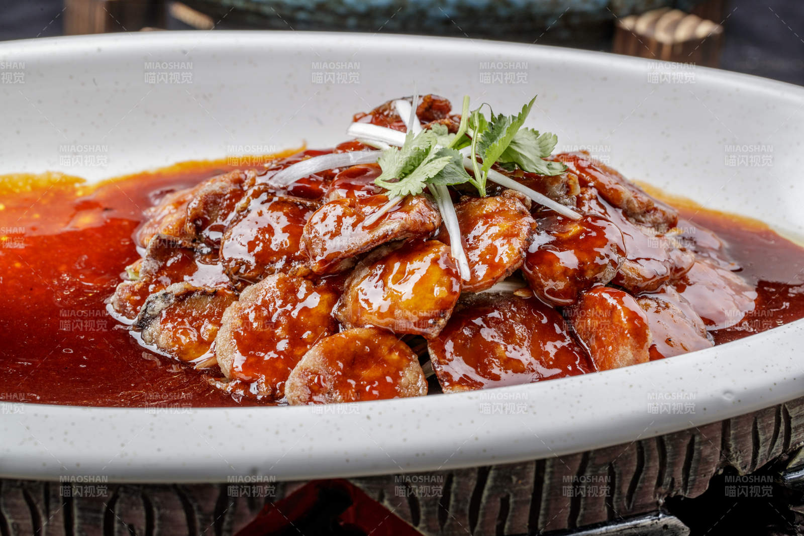 浇汁酥炸小茄盒