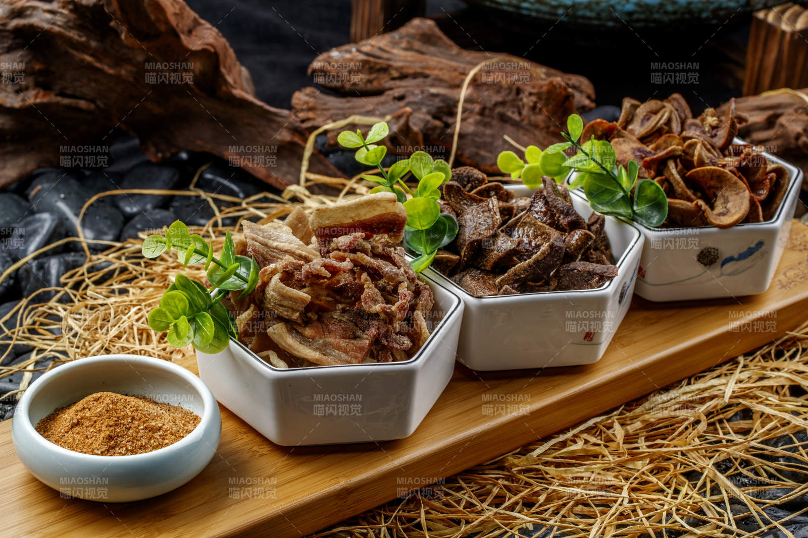 酥炸三拼五花肉豬肝腰片