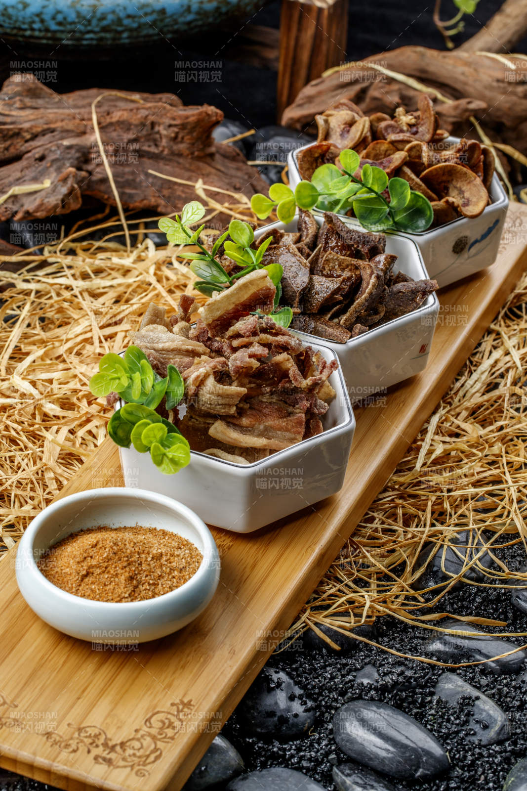 酥炸三拼五花肉豬肝腰片