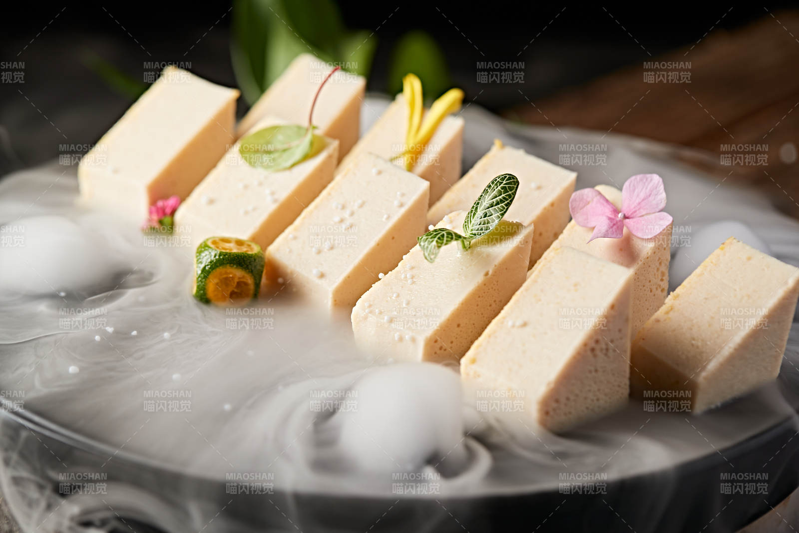 风味自制甜杏仁豆腐