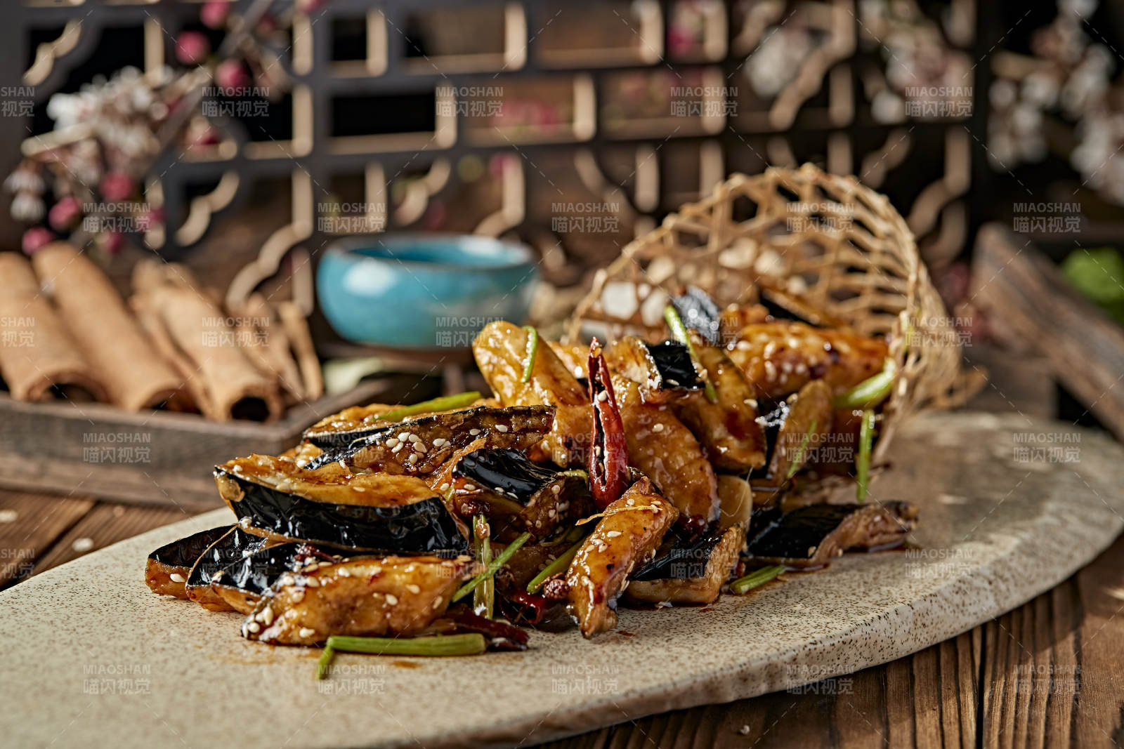 糖醋醬香糖醋風味炸茄子