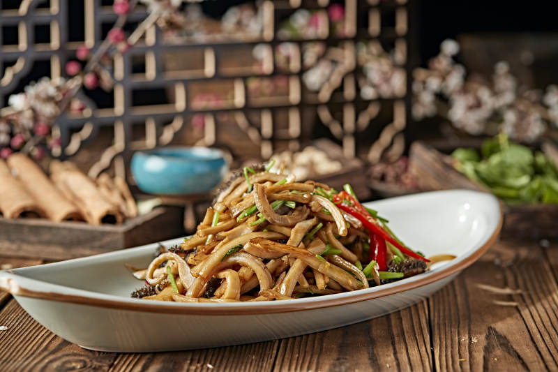 湘味辣椒丝杏鲍菇丝炒毛肚