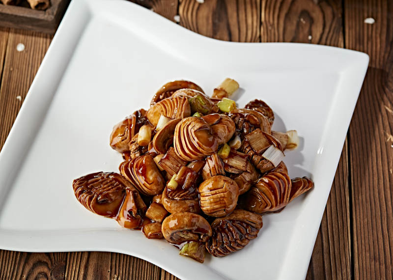 葱烧草原鲜口蘑