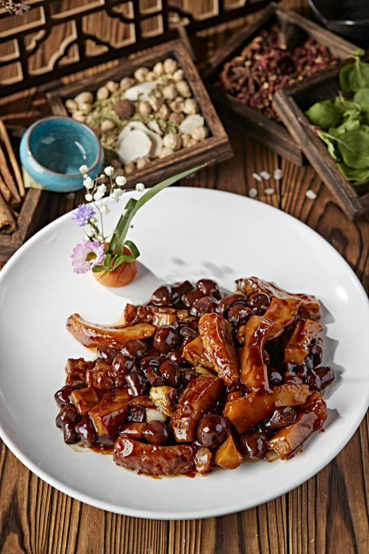 葱烧肉菌菇海参皮