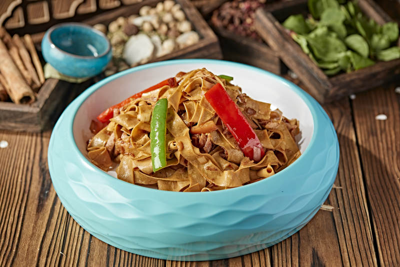 青红椒肉炒干豆腐皮