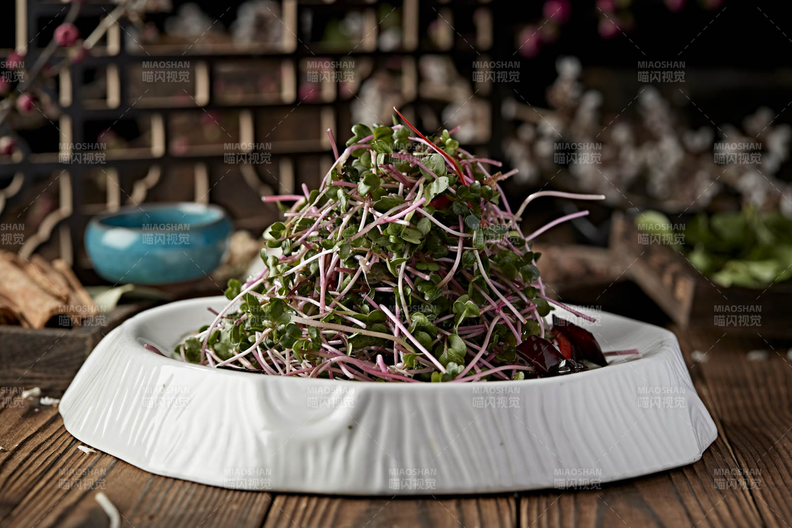 涼拌香椿苗黑豆苗