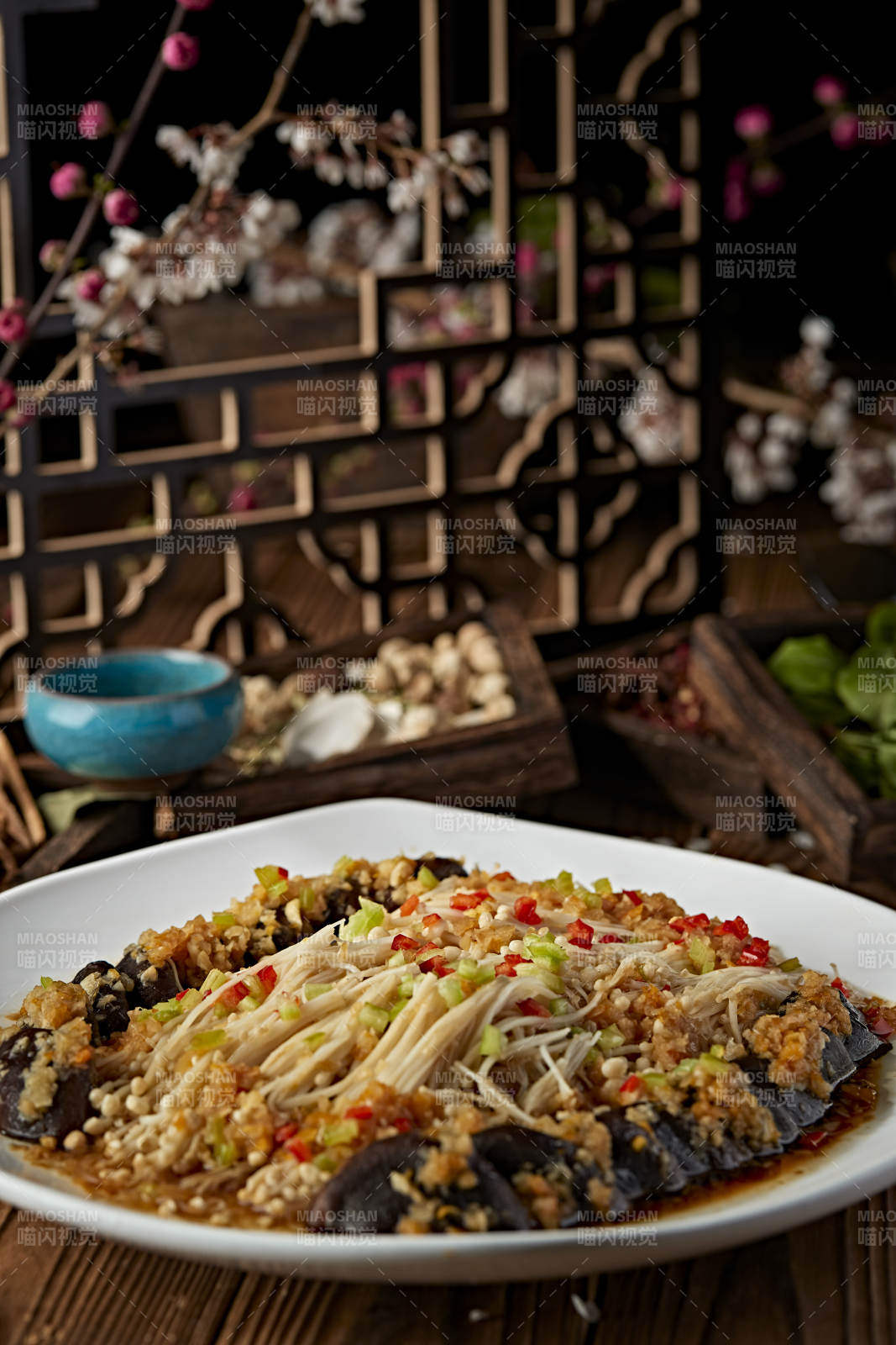 香蒸蒜蓉剁椒香菇金针菇