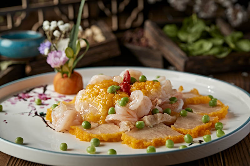 清炒菊花菌大虾仁壳青豆