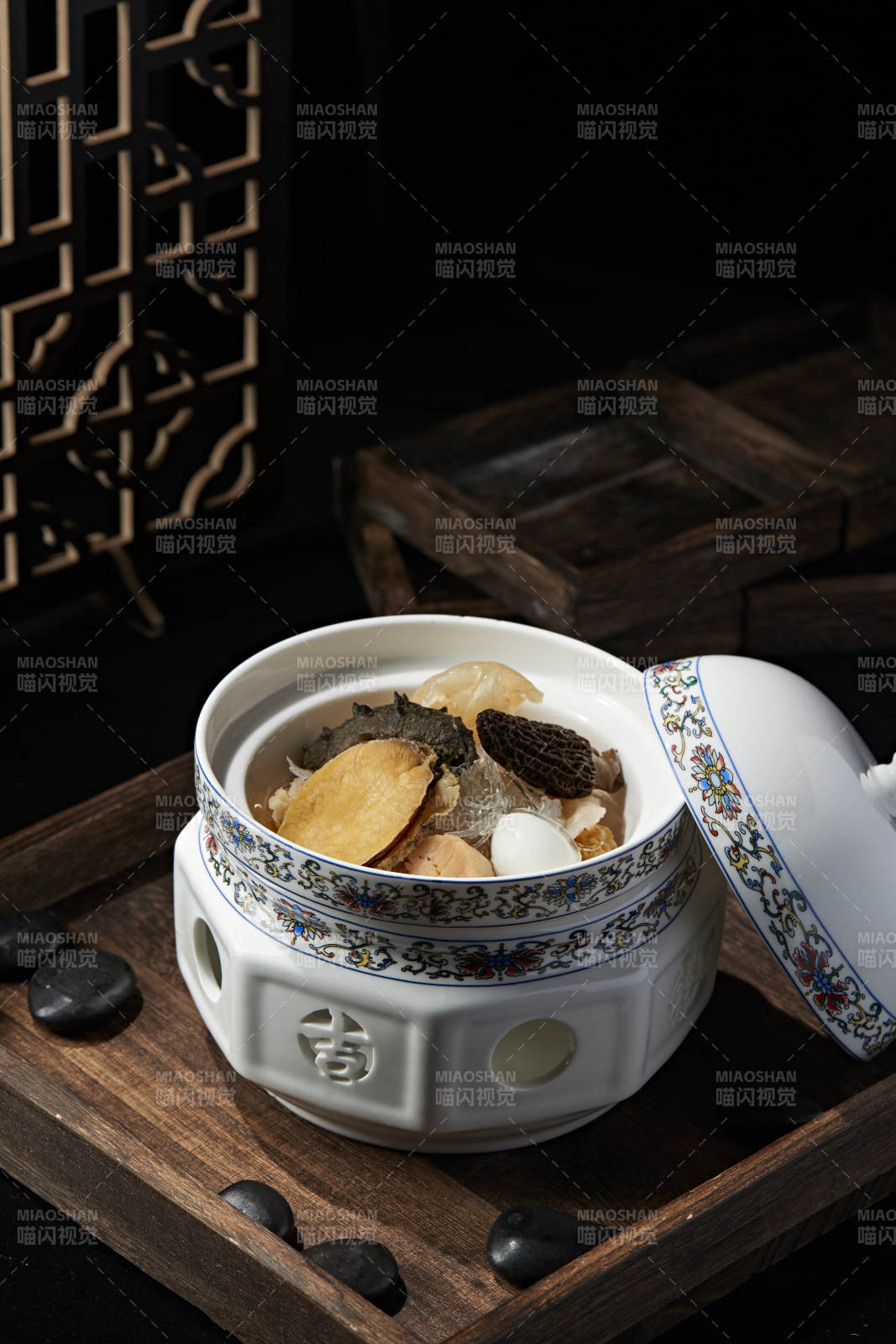 濃湯海鮮佛跳墻