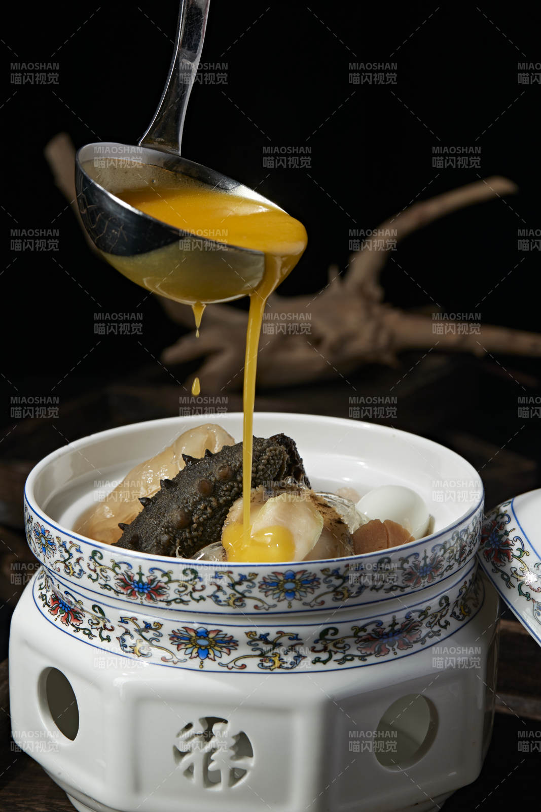 濃湯海鮮佛跳墻