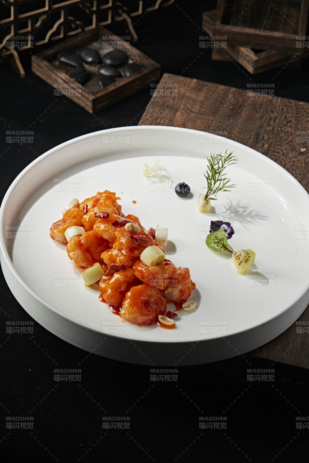 川香宮保大蝦球