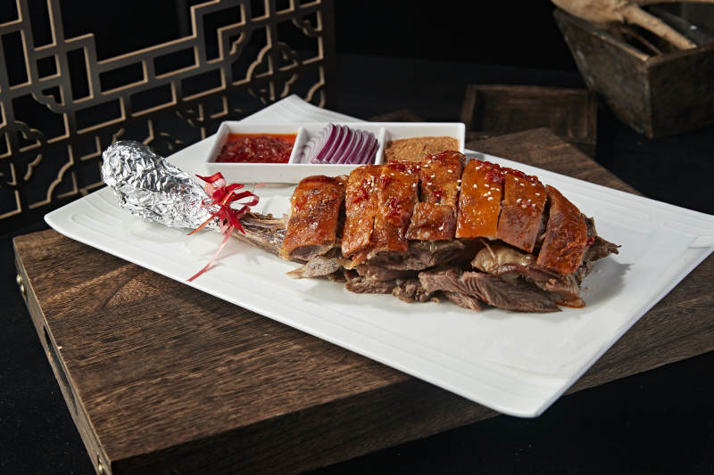 炭烤蒙古烤羊腿