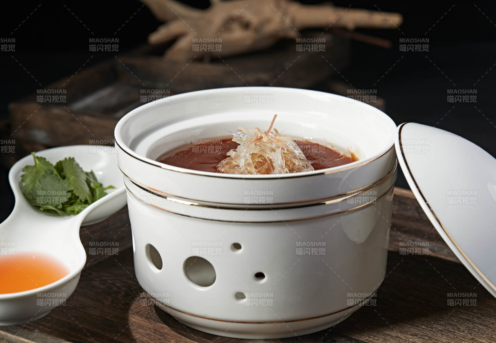 濃湯天九翅魚翅