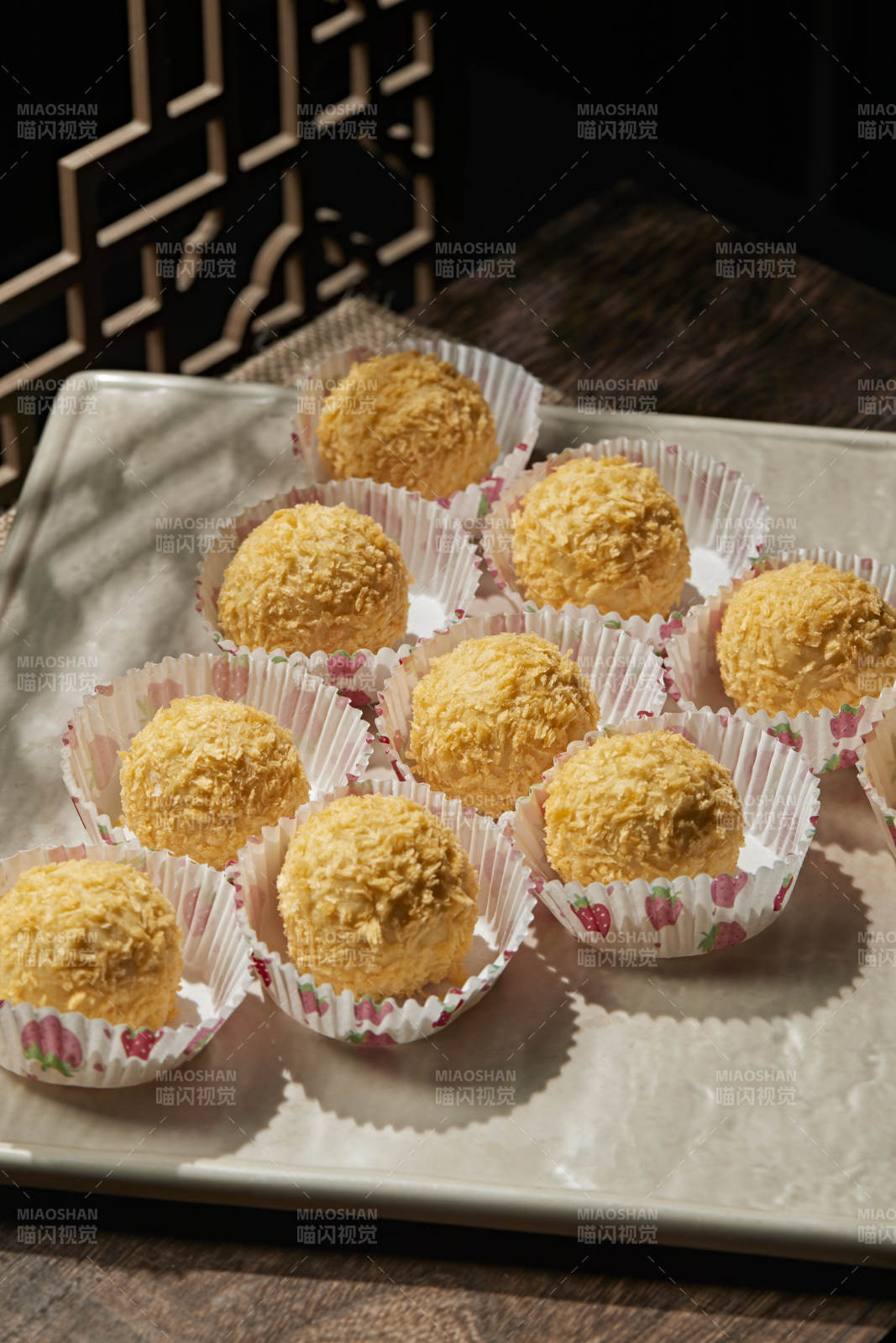 拖面香炸牛肉球