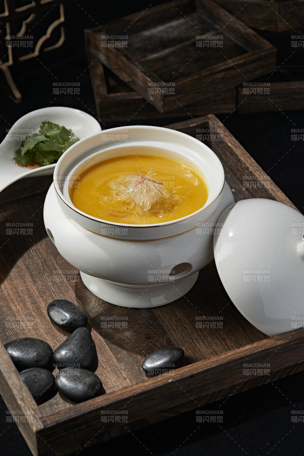 濃湯天九翅魚翅