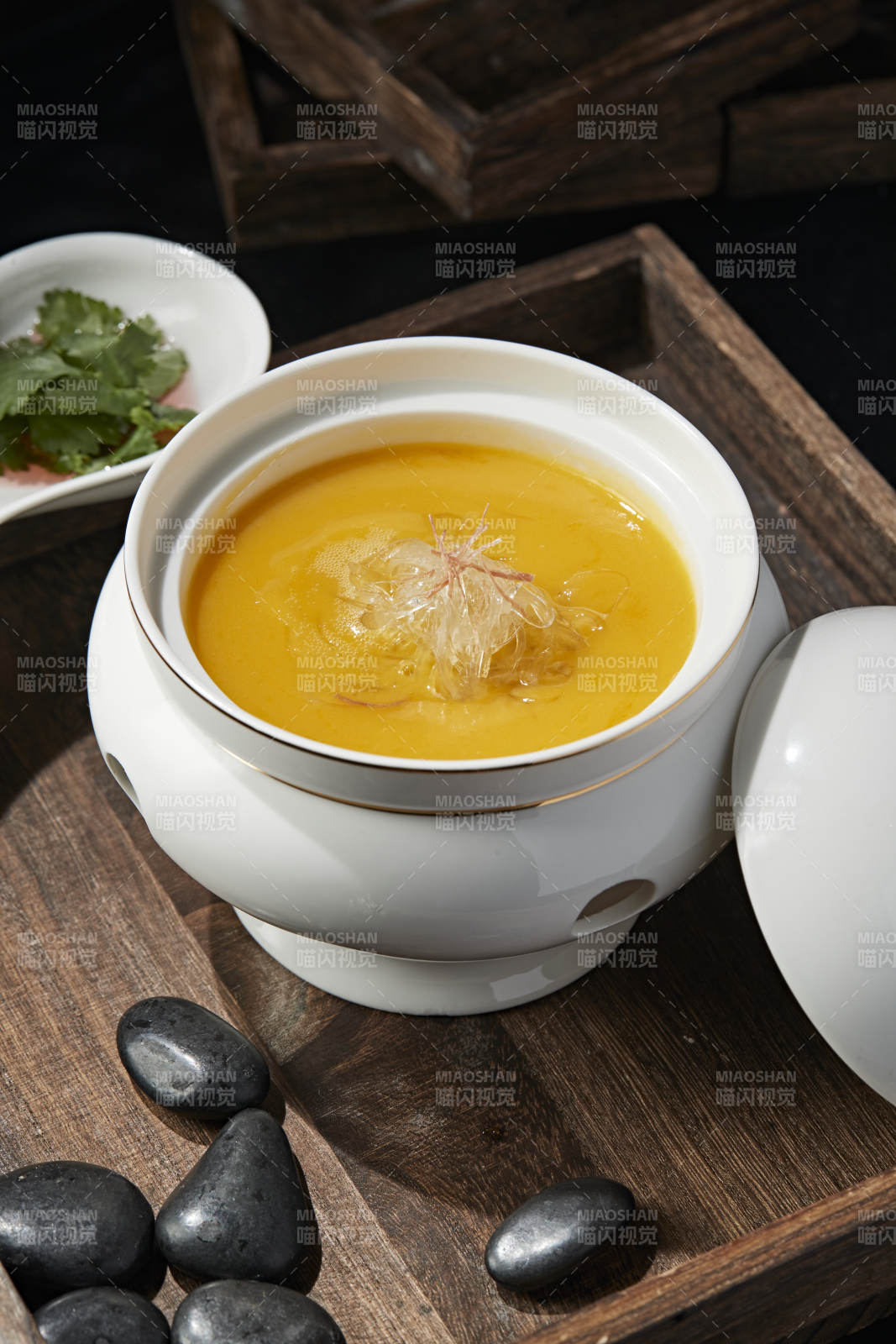 濃湯天九翅魚翅