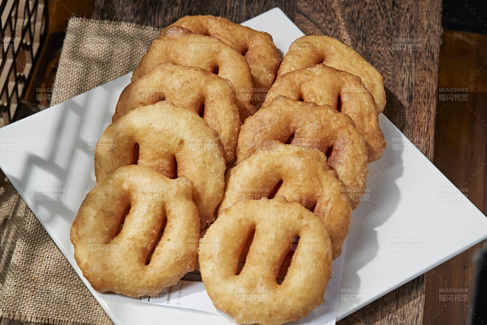 油炸家常小油饼