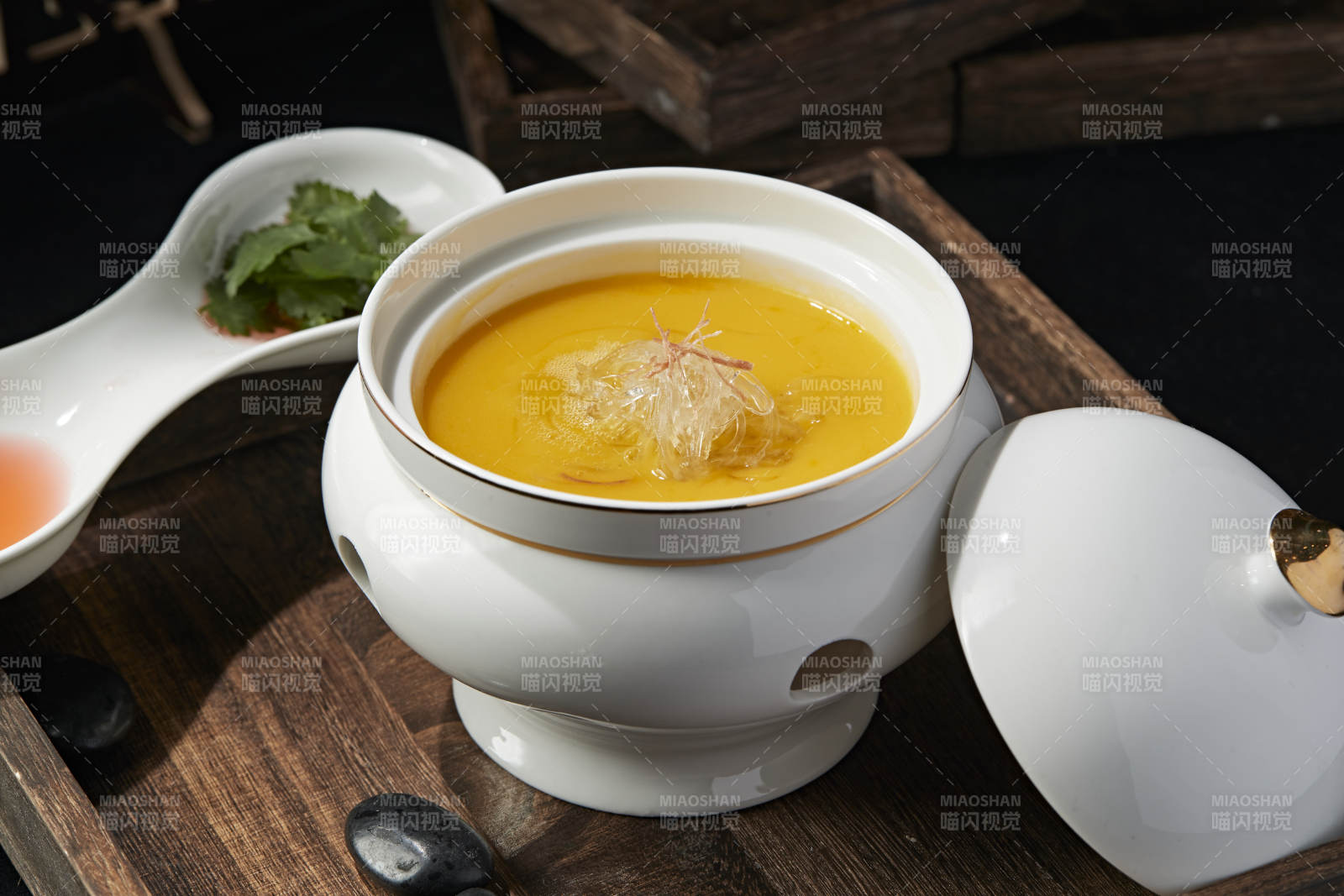 濃湯天九翅魚翅