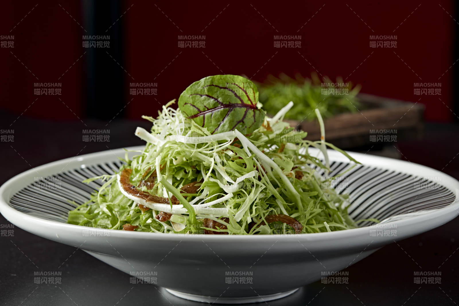 豆豉鲮鱼拌苦菊