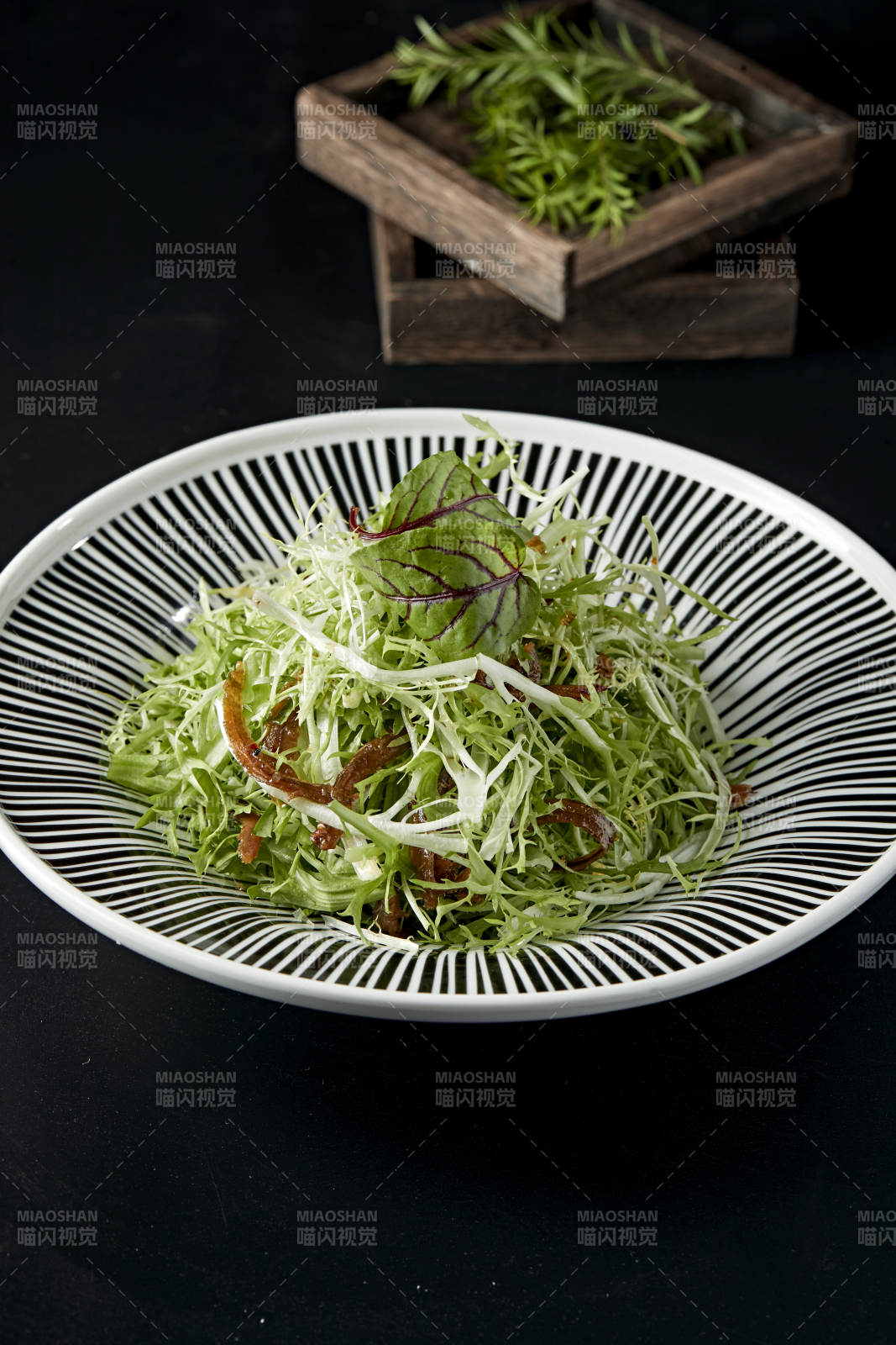 豆豉鯪魚拌苦菊