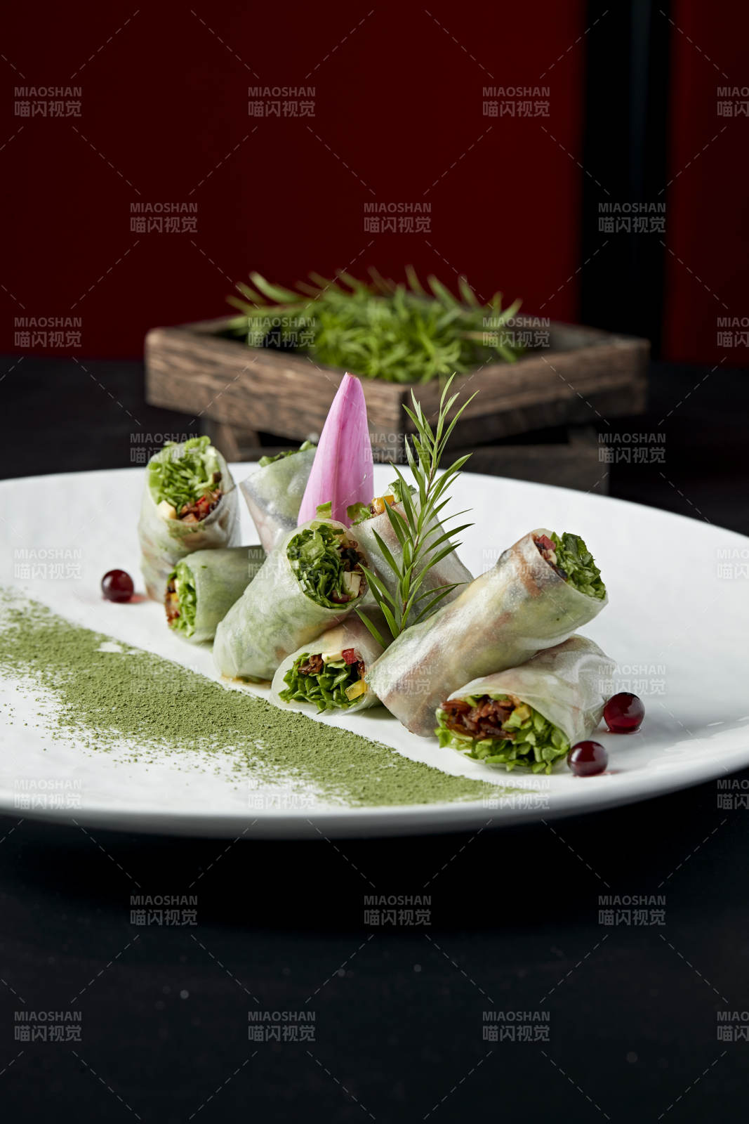 鯪魚絲苦菊卷腸粉