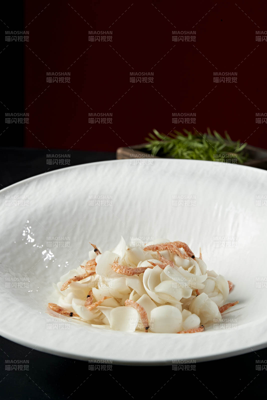 樱花虾干拌百合