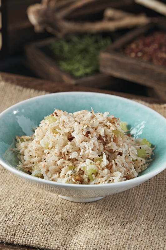 西芹黄豆拌深海虾皮