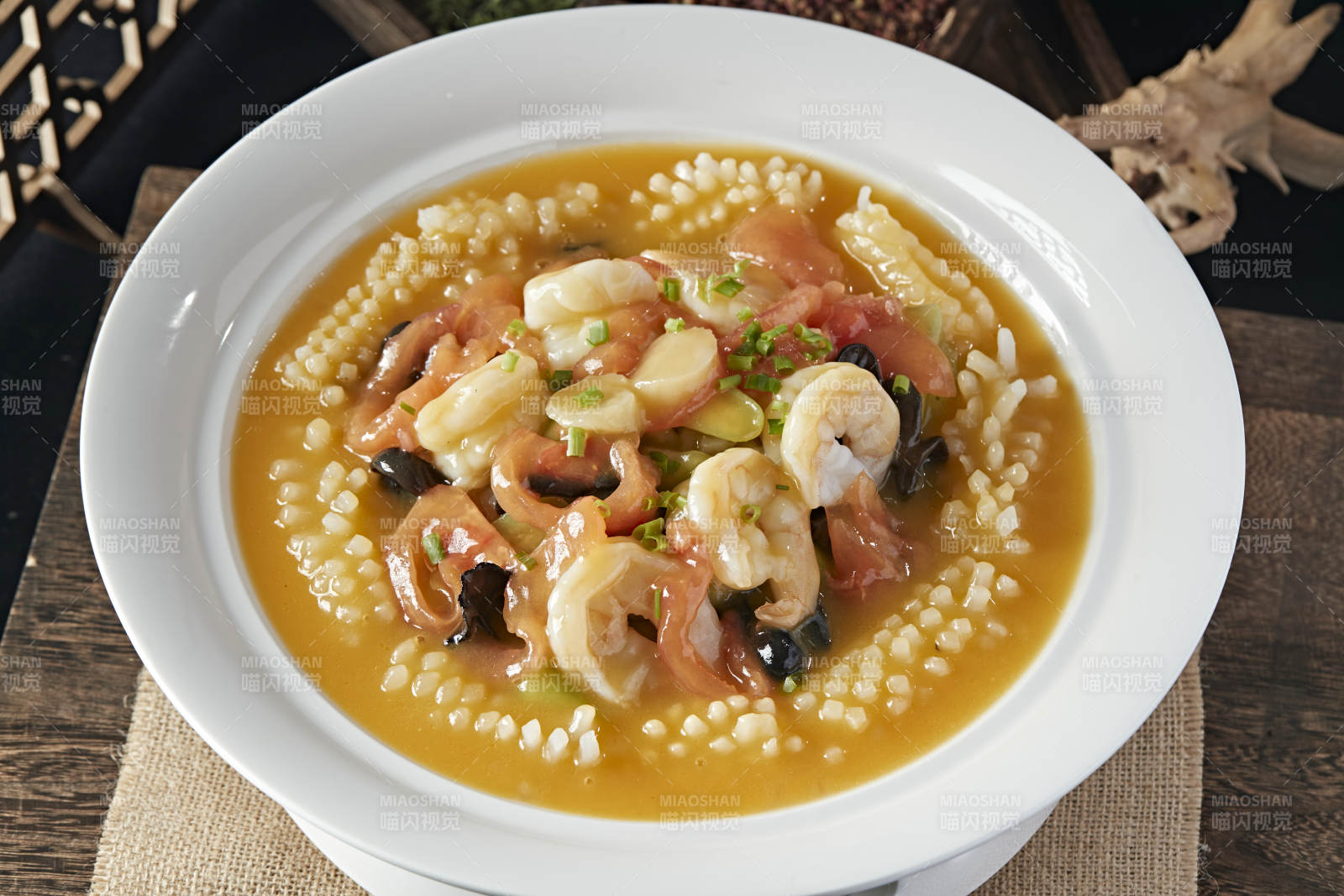 海鲜浓汤烩三宝