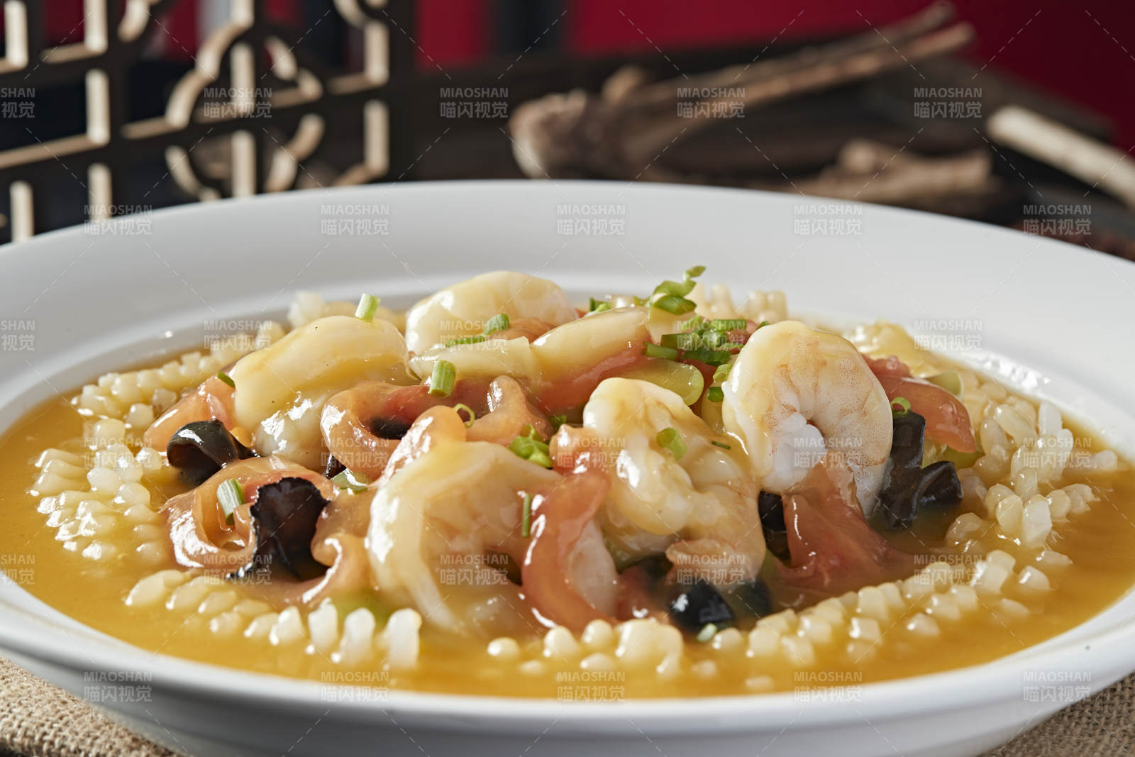 时蔬丝巧拌三文鱼刺身