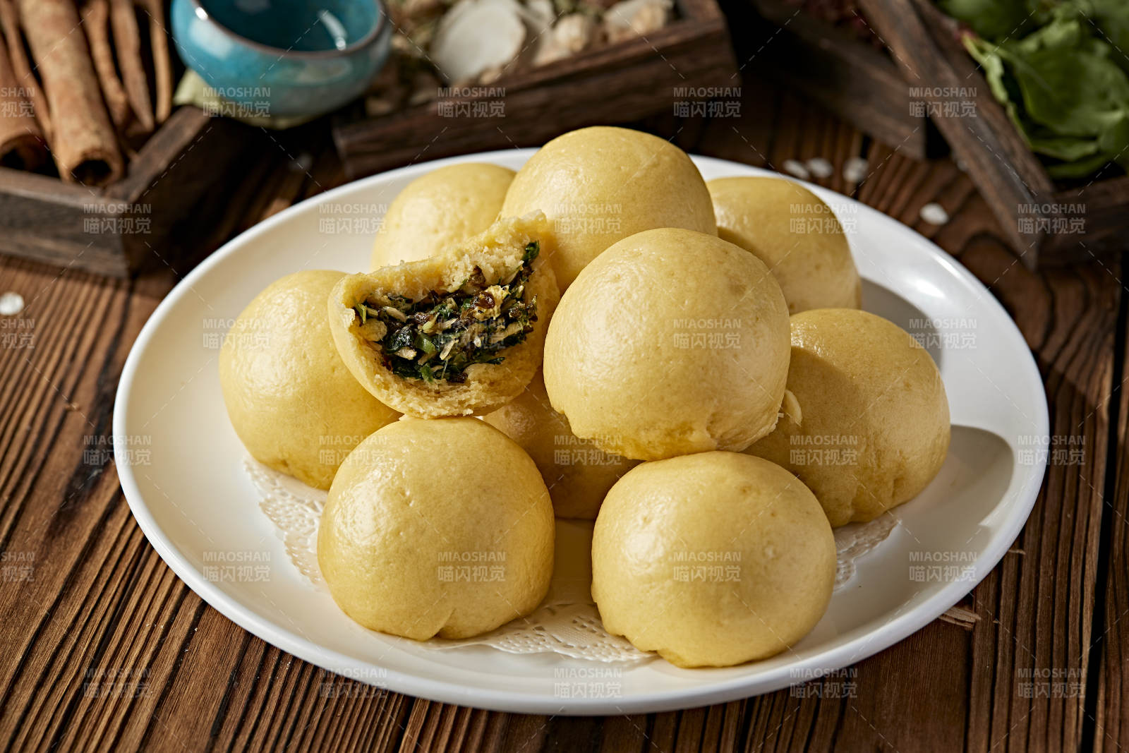 香蒸黄面菜团子