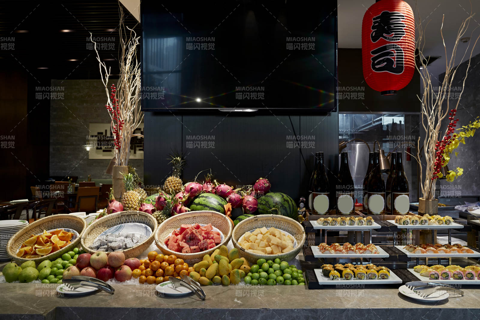 高档星级酒店自助餐的缤纷水果餐台