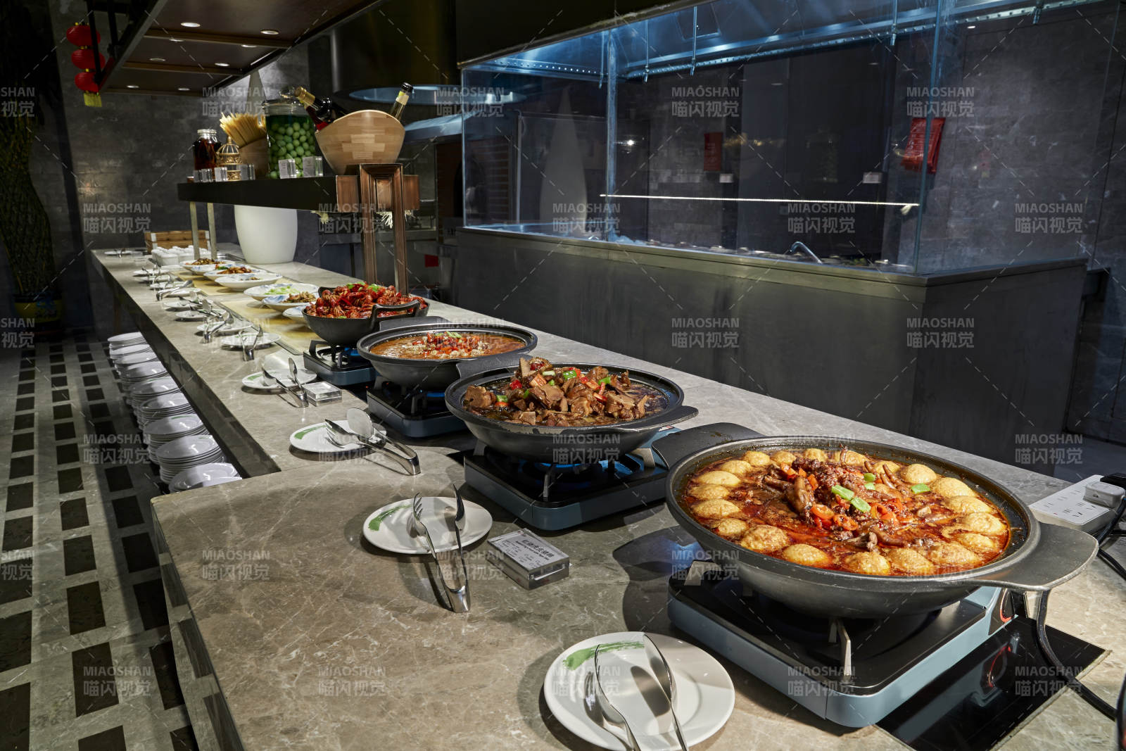 高档星级酒店自助餐的中餐菜品