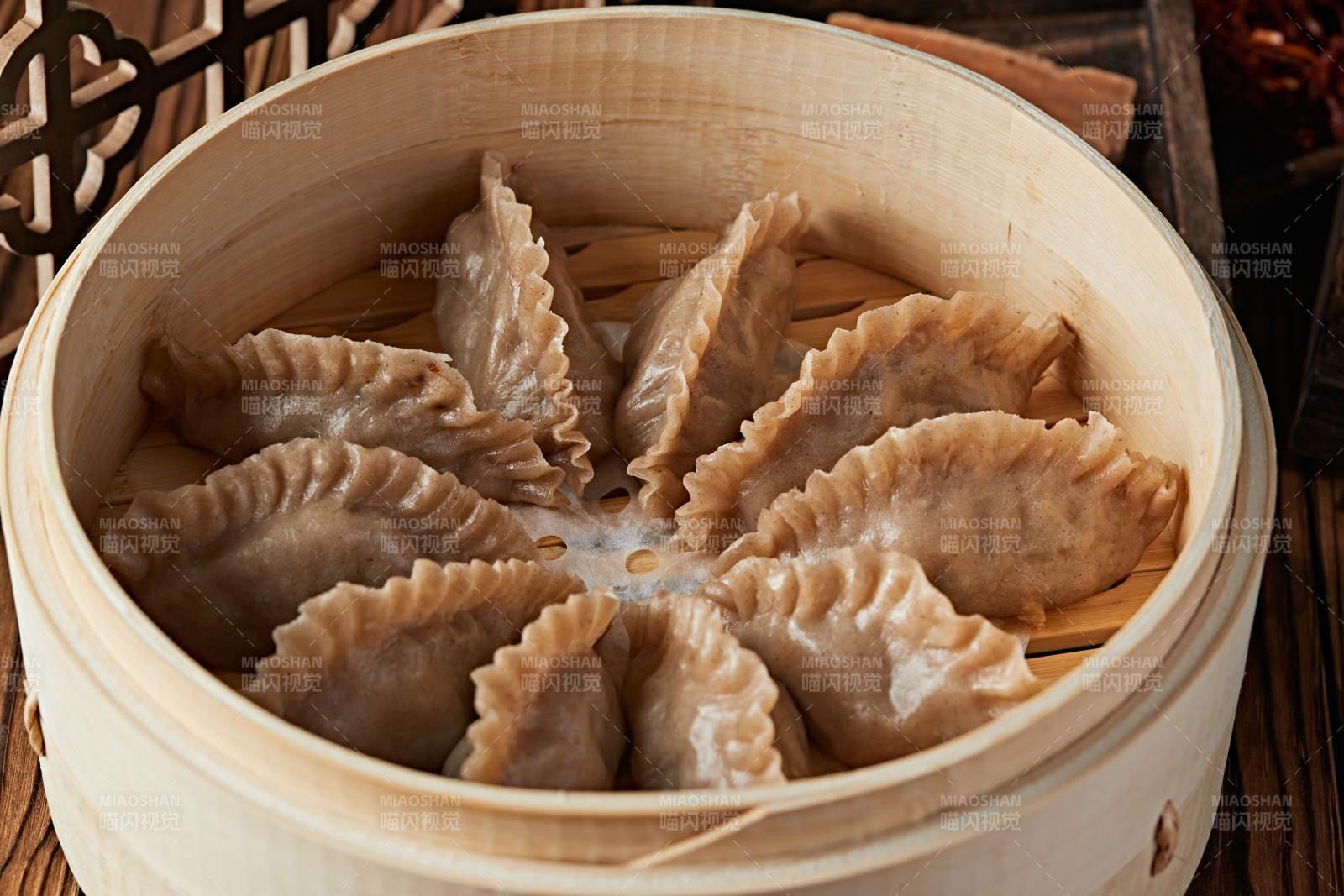 笼屉蒸的张垣莜面蒸饺