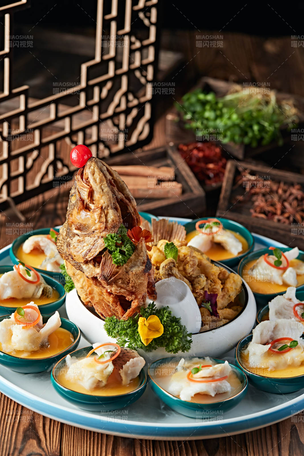 精美擺盤的兩吃海鱸魚