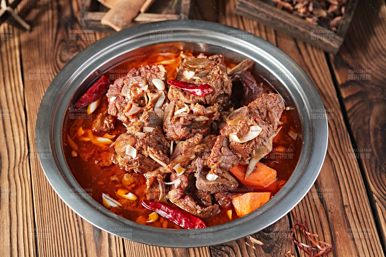 紅燜香辣羊脊骨羊蝎子