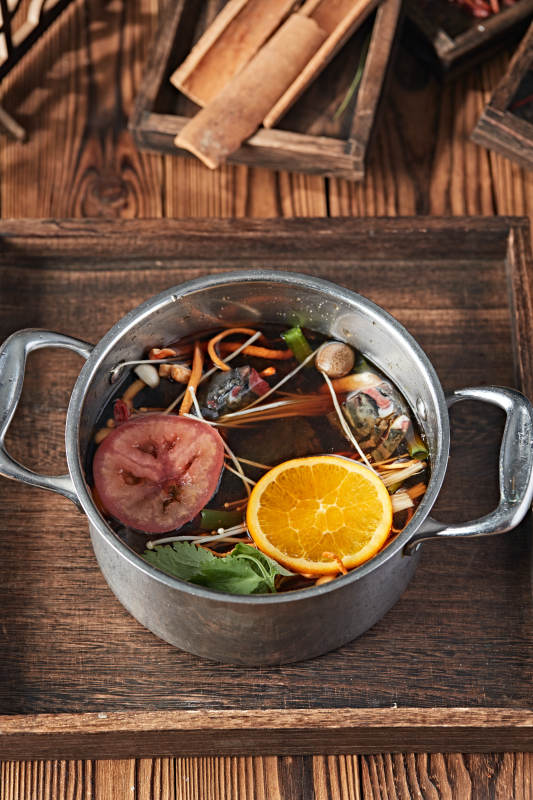 各种美味自助火锅汤底