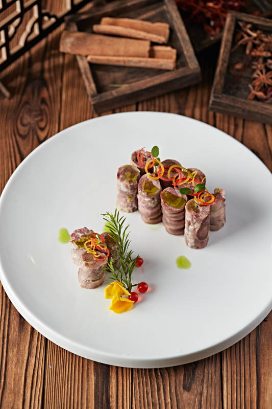 椒麻口条牛舌卷