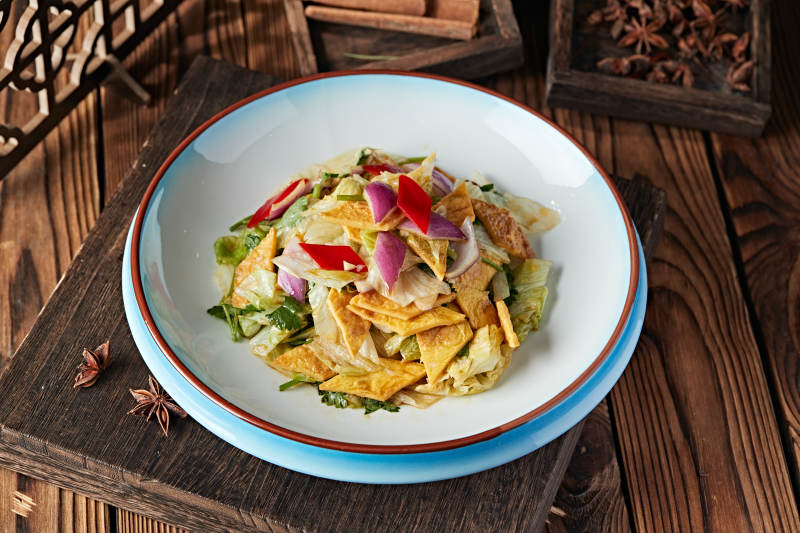 時蔬涼拌粉饹馇