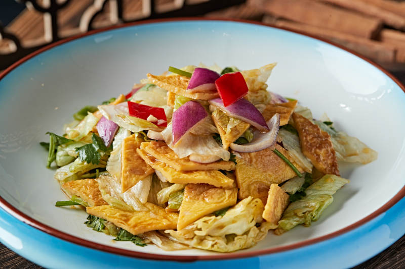 時蔬涼拌粉饹馇