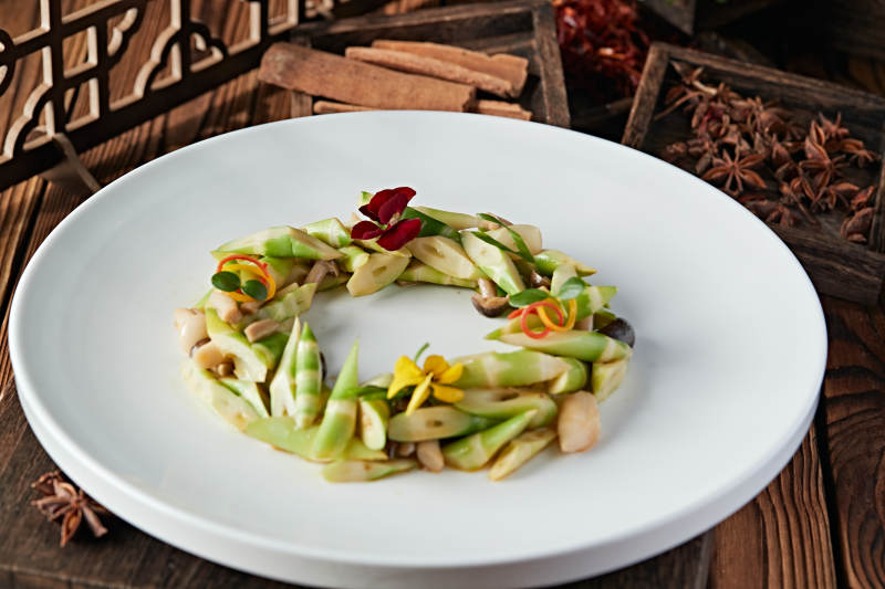 凉拌卤水春笋白玉菇